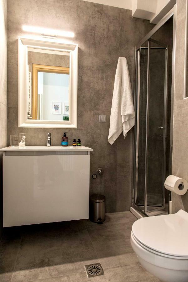 The Modern Suite Saloniki Zewnętrze zdjęcie